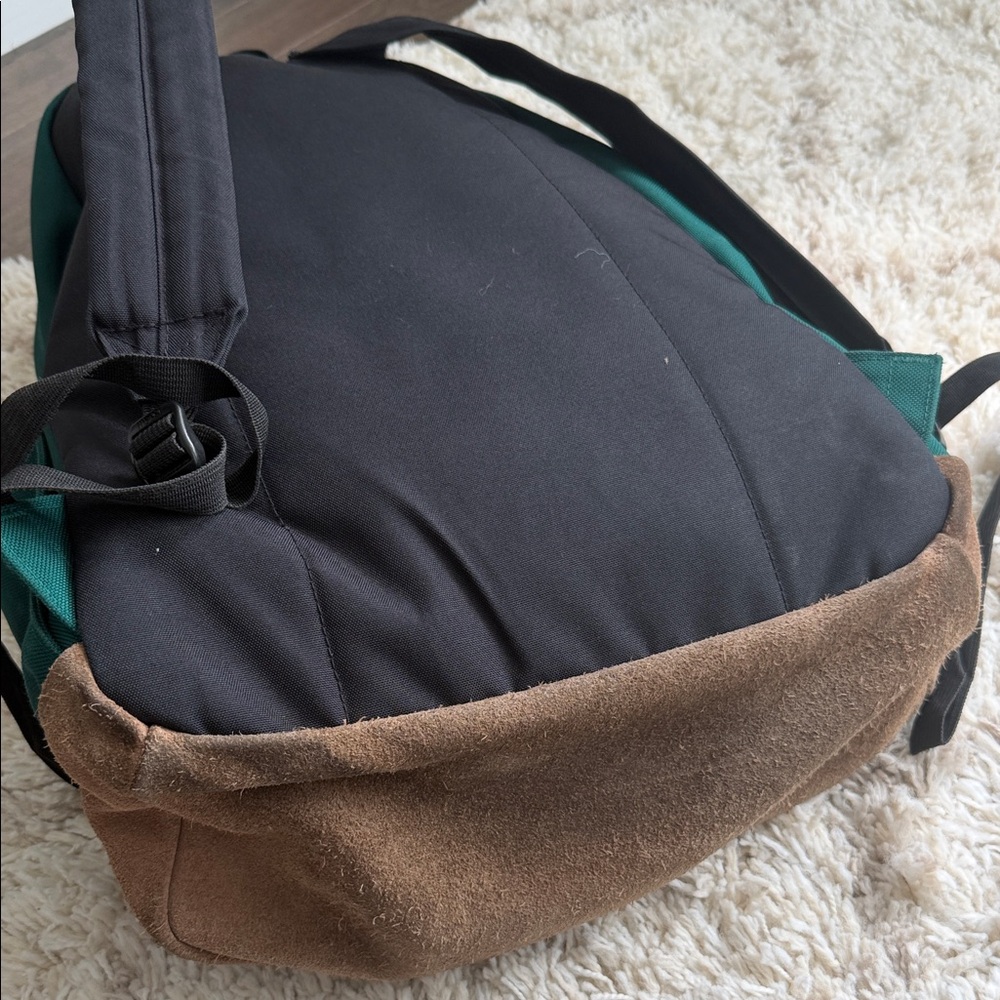 Jansport Canvas Backpack - Picture 3 of 9